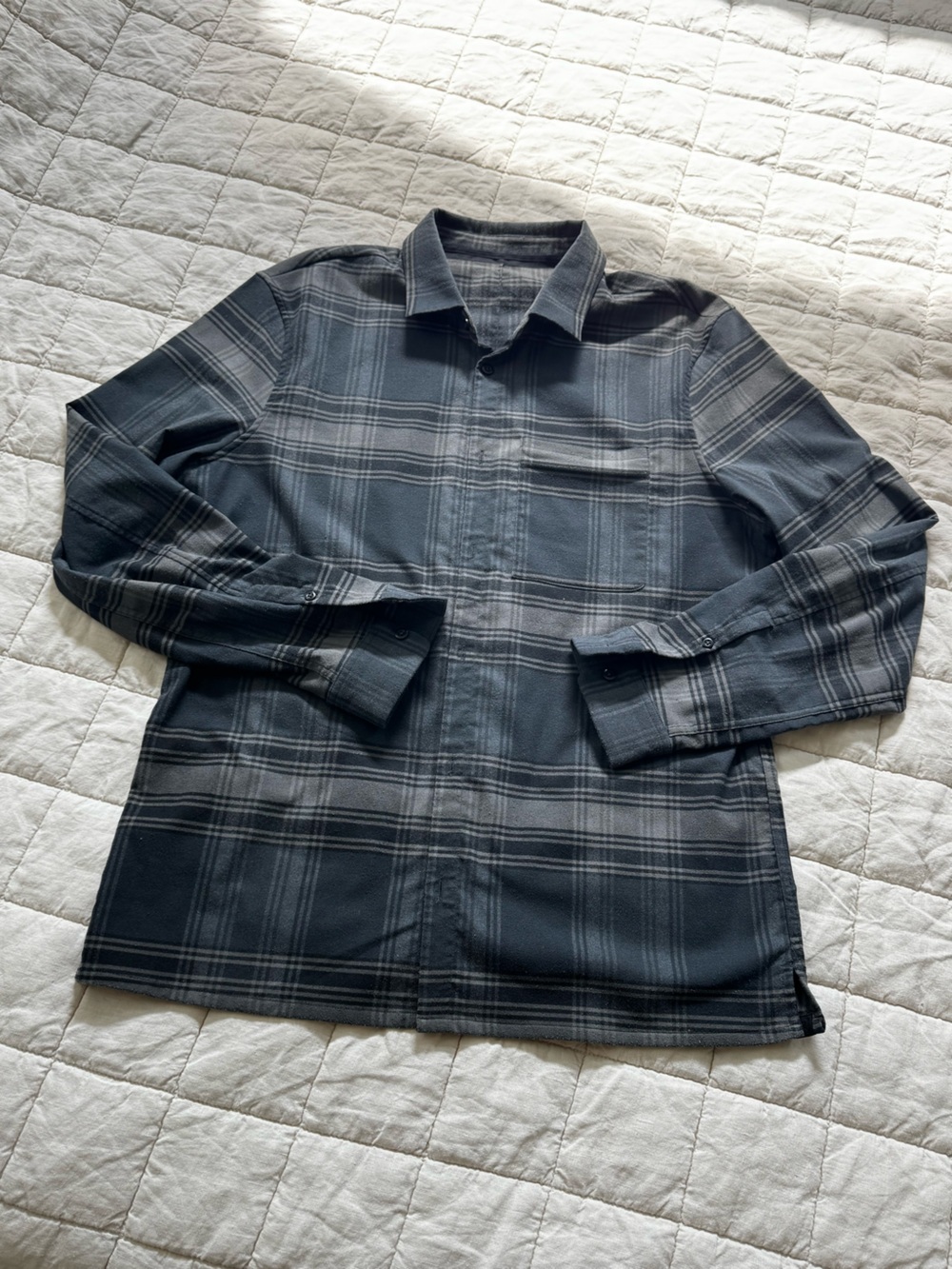 Mens Lululemon Grey Wool Flannel - Size L